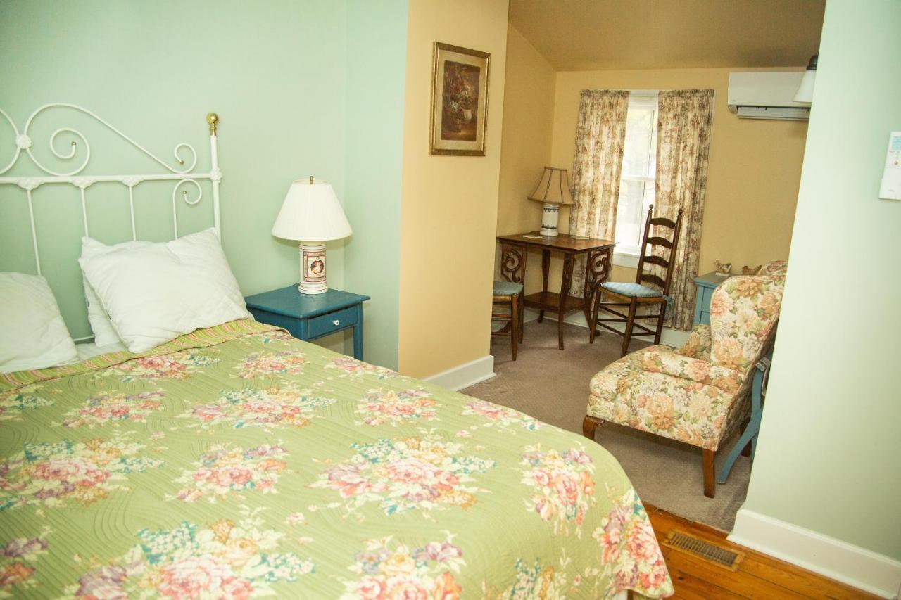 Sylvan Inn Bed & Breakfast Glen Arbor Exterior foto